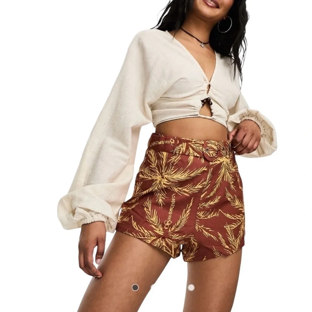 Charlie Holiday Kelly Shorts 💕